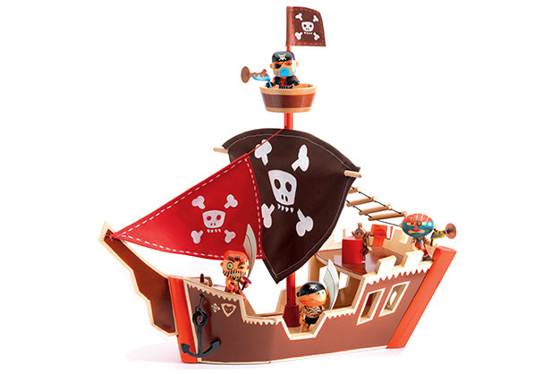 Arty Toys Ze pirat boat.